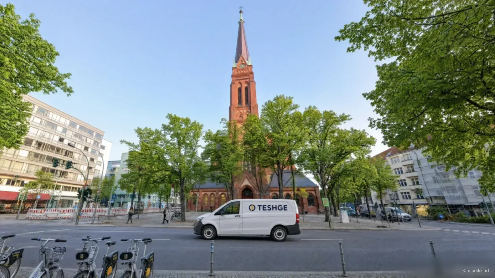 TESHGE Servicefahrzeug in Berlin Moabit